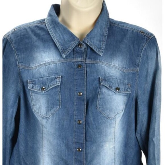 Guess Faded Chambray Snap Down Shirt Size Front Pockets Lg - Picture 3 of 3